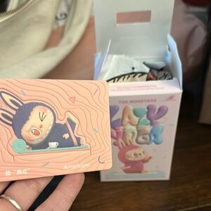 Labubu, Lazy Yoga, Americana